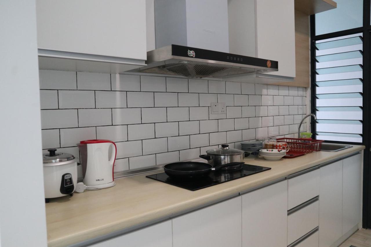 Zen66 @ Roxy Serviced Apartment Κουτσίνγκ Εξωτερικό φωτογραφία