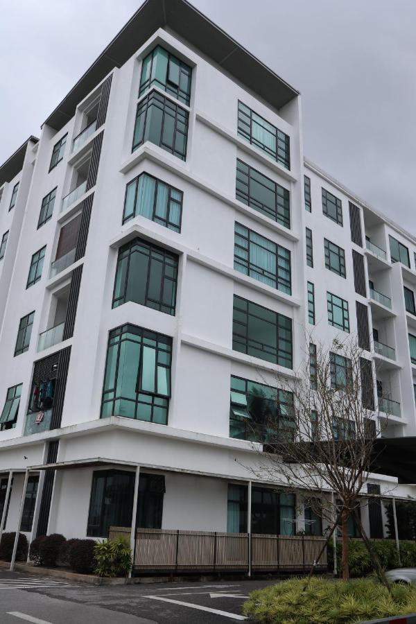 Zen66 @ Roxy Serviced Apartment Κουτσίνγκ Εξωτερικό φωτογραφία